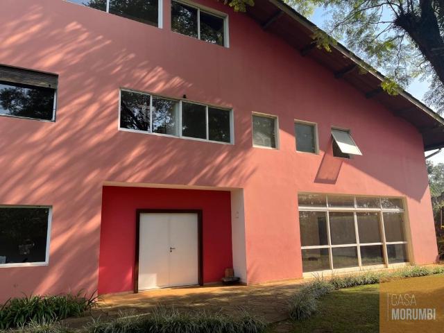 Casa a venda e locação 1.857 m² terreno construção 988,00 M² com piscina R$ 9.000.000,00