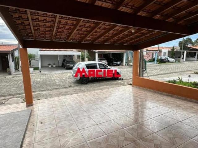 CASA A VENDA E LOCAÇÃO NO CONDOMÍNIO COLINAS DO VALE JACAREÍ | 2 DORM | 176M² DE TERRENO