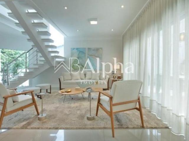 Casa a venda e locação no Residencial Alpha 03 em Santana de Parnaiba SP