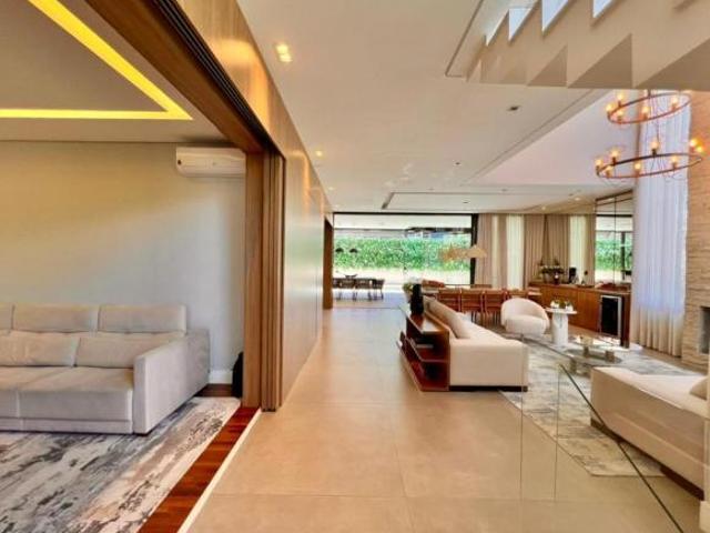 Casa à venda e para alugar em Barueri, Alphaville Conde II, com 4 suítes, com 490 m²