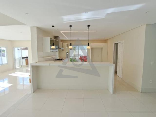 Casa à venda e para alugar em Campinas, Bairro das Palmeiras, com 4 quartos, com 290 m²