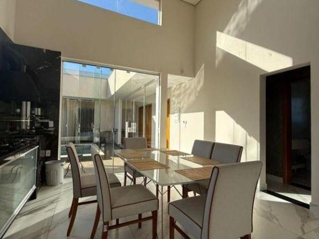 Casa à venda e para alugar em Itaí, Riviera de Santa Cristina II, com 3 quartos, com 160 m²