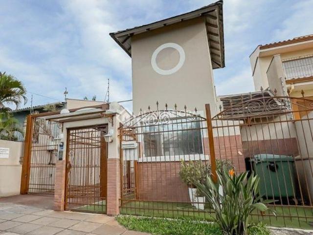 CASA À VENDA EM CONDOMÍNIO COM 3 QUARTOS, SENDO 1 SUÍTE, 2 VAGAS NO BAIRRO SÃO SEBASTIÃO