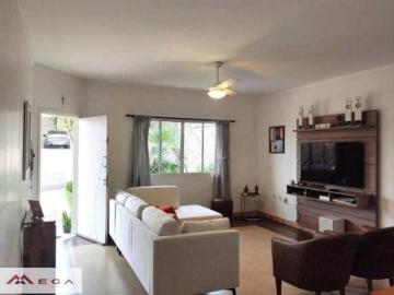 Casa à venda em condomínio fechado na Vila Molleta em Valinhos/SP