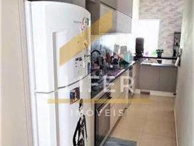 Casa a venda, em condomínio Fechado
