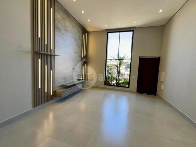 Casa à Venda em Condomínio Jardim Mantova, Indaiatuba, 143m²
