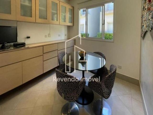 Casa á venda em condomínio no Brooklin de 4 Suítes e 5 Vagas