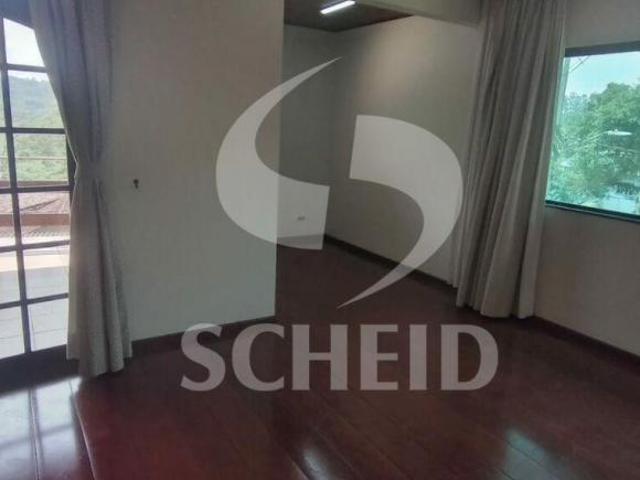 Casa a Venda em Condomínio no Sete Praias, 4 Quartos com 1 Suite Master e Árvores Frutíferas