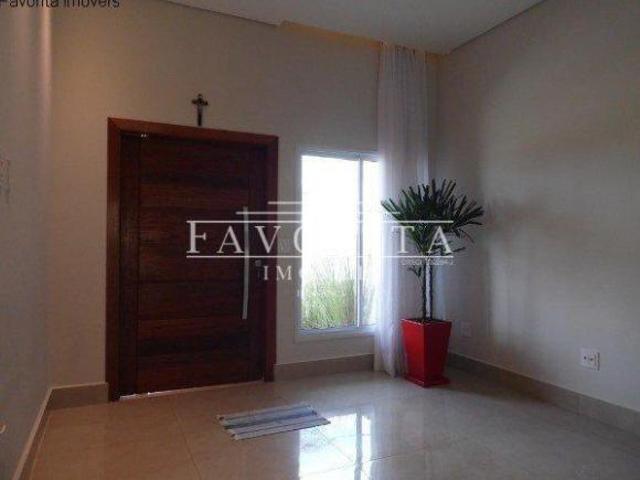 Casa à venda em Condomínio Residencial Euroville II