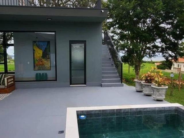Casa à Venda em Condomínio Riviera de Santa Cristina 1 – Avaré