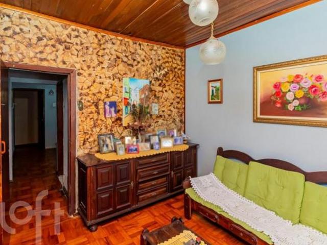 Casa à venda em Cavalhada com 116 m², 3 quartos, 1 suíte, 2 vagas