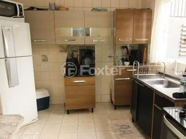 Casa à venda em Cavalhada com 305 m², 4 quartos, 2 vagas