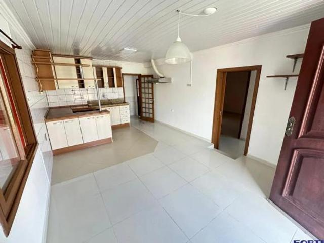 Casa à venda em Caxias do Sul, Jardim Eldorado 03 dormitórios com Churrasqueira, Jardim, Garagem