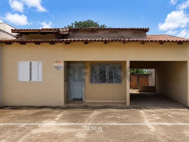 Casa á venda em Caldas Novas, perto da Havan