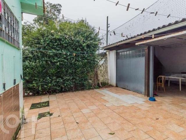 Casa à venda em Camaquã com 188 m², 4 quartos, 2 vagas