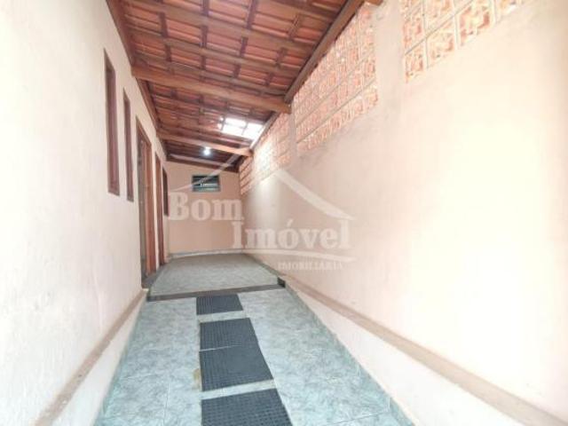 Casa à venda em Campo Belo, no bairro Centro