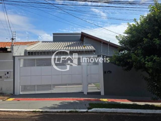 Casa à venda em Campo Grande MS, bairro Cel. Antonino: 2 quartos, 1 suíte, 1 sala, 1 banheiro, 2 vag