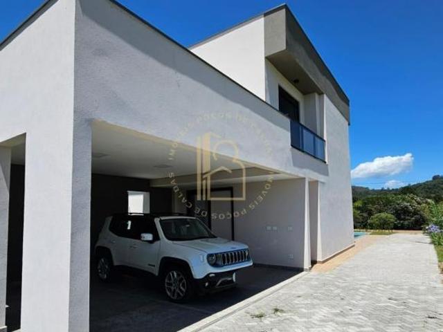 Casa à venda em Campo da Cachoeira, Poços de Caldas: 306m², 3 suítes, 5 banhe.