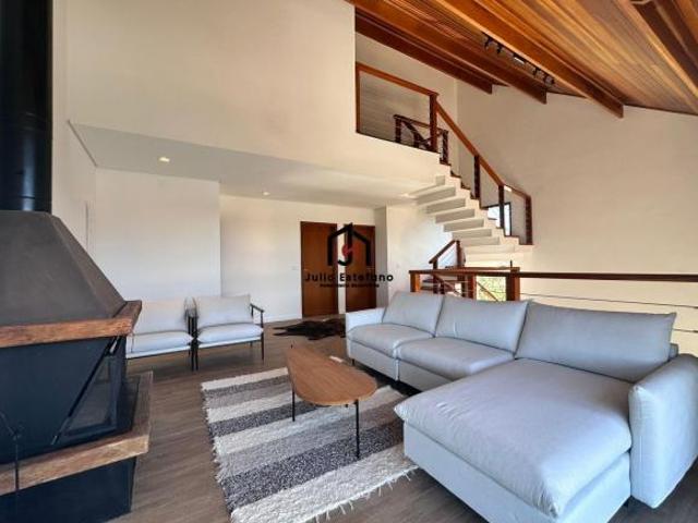 Casa à venda em Campos do Jordão