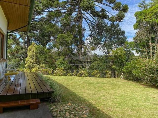 Casa em Campos do Jordão | 3.200 m², Caseiro e Pronta para Uso