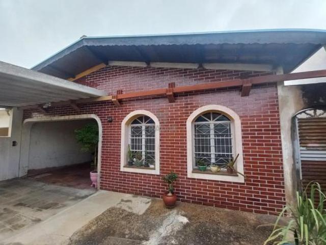 Casa à venda em Campinas, Cidade Jardim, com 2 quartos, com 174 m²