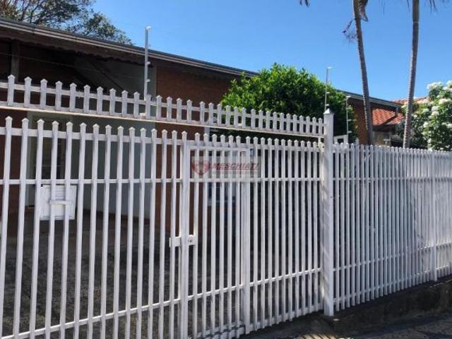 Casa à venda em Campinas SP, Parque São Quirino: 2 quartos, 1 suíte, 2 salas, 2 banheiros, 4 vagas