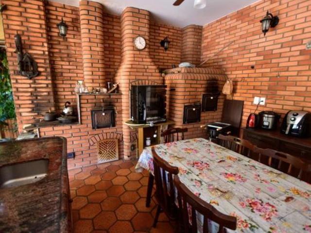Casa à venda em Campinas, Parque Taquaral, com 4 suítes, com 466 m²