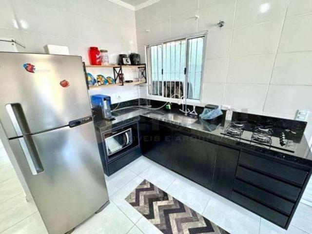 Casa à venda em Caraguatatuba, Balneário dos Golfinhos, com 2 quartos, 60m²