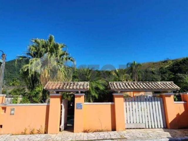 Casa à venda em Caraguatatuba, Cigarras, com 3 quartos, 130,00m²