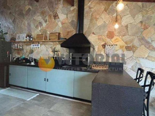Casa à venda em Caraguatatuba, Sumaré, com 4 quartos, 255,00m²