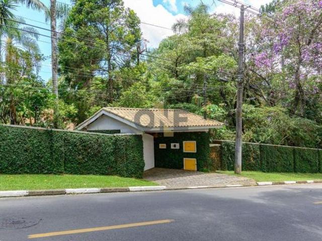 Casa à venda em Carapicuíba