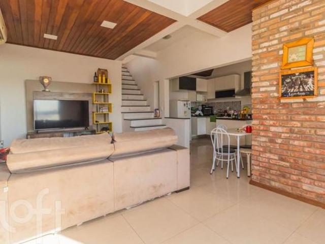 Casa à venda em Cascata com 180 m², 3 quartos, 1 suíte, 4 vagas