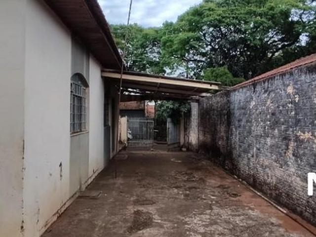 casa à venda em Cianorte PR, Jardim Gralha Azul: 2 quartos, 1 sala, 1 banheiro, 1 vaga de garagem, 9