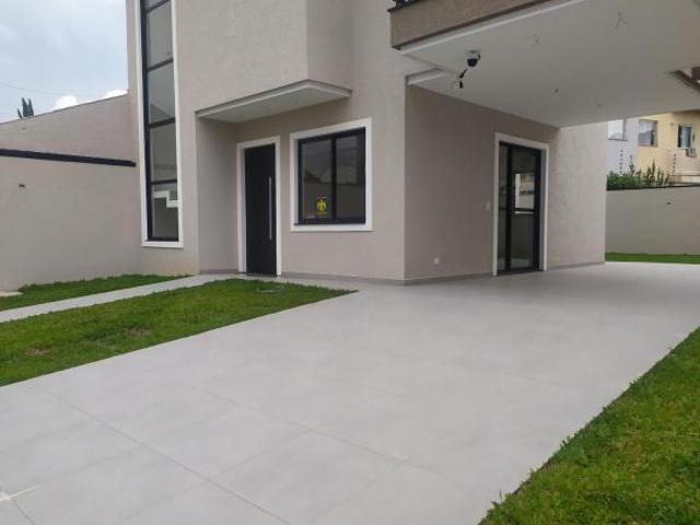 Casa à venda em Cruzeiro