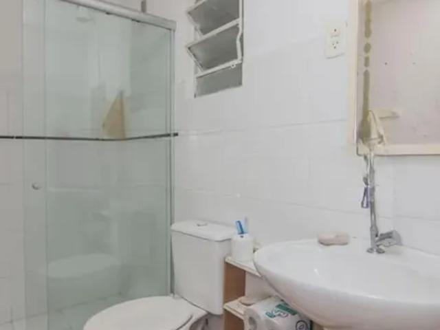 Casa à venda em Cristal com 184 m², 3 quartos, 1 suíte, 4 vagas