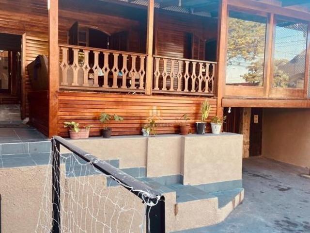 Casa à venda em Curitiba, ATUBA, com 3 quartos, 200,00m²