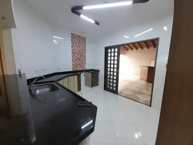 Casa a Venda em Américo Brasiliense