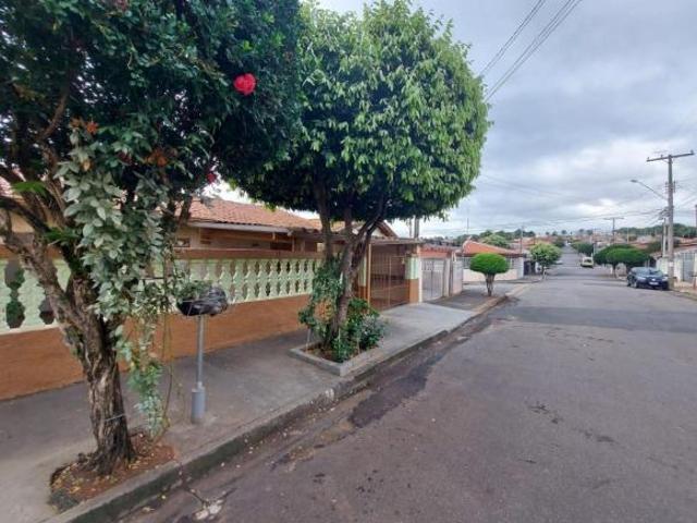 Casa à venda em Antônio Zanaga II, Americana 3 dorms 120m²