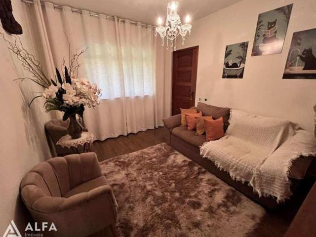 Casa à venda em Antônio Carlos, com 3 quartos, 100m²