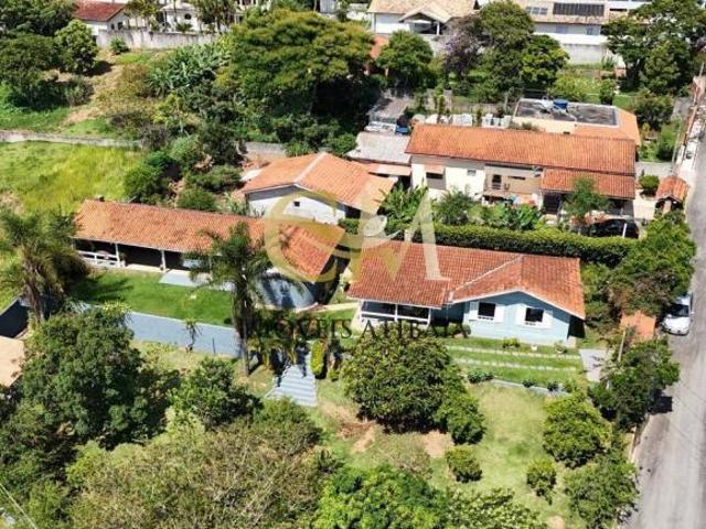 Casa a Venda em Atibaia