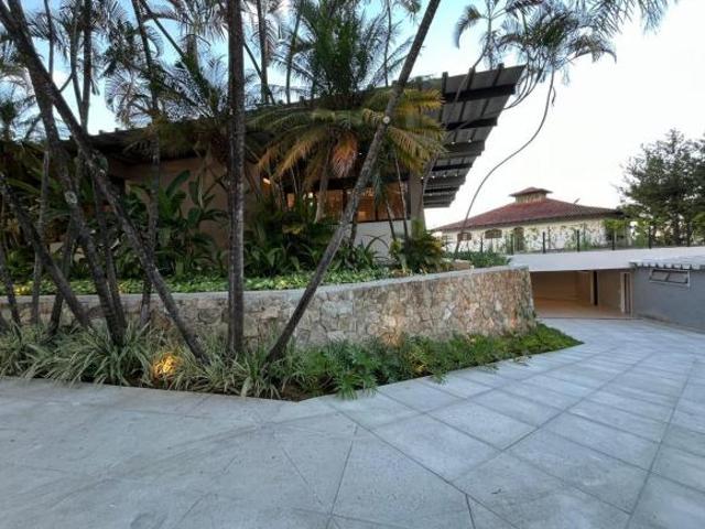 Casa à venda em Bandeirantes