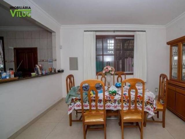 Casa à venda em Bandeirantes