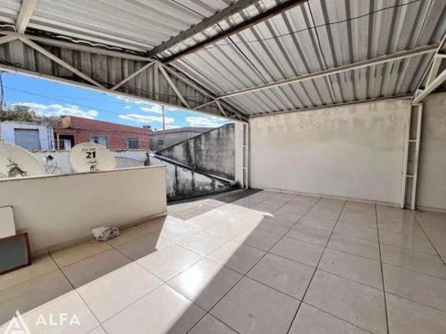 Casa à venda em Barbacena, Santa Efigênia, com 3 quartos, 401m²