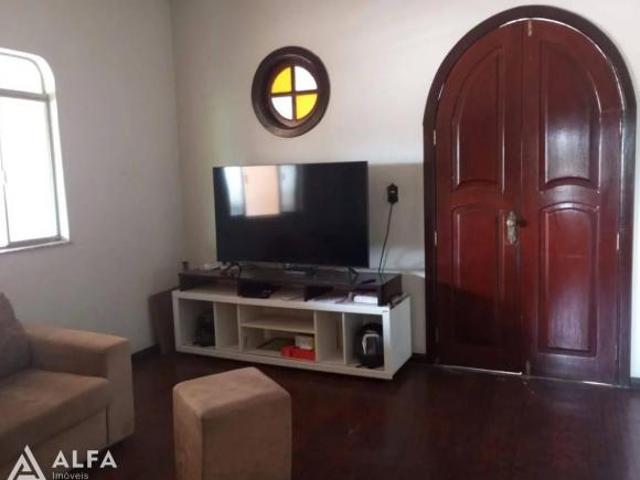 Casa à venda em Barroso, Centro, com 3 quartos, 241,22m²