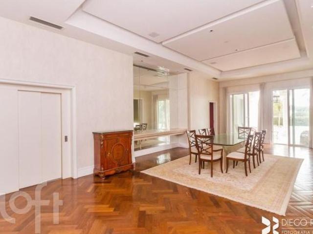 Casa à venda em Belém Novo com 1165 m², 5 quartos, 5 suítes, 4 vagas