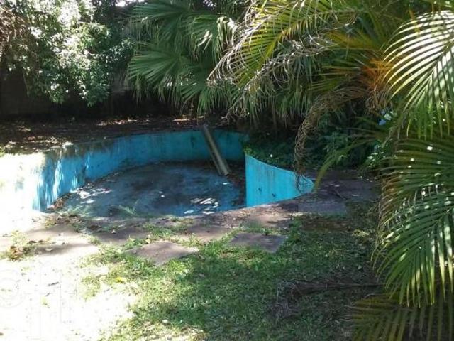 Casa à venda em Belém Velho com 10000 m², 4 quartos, 2 vagas
