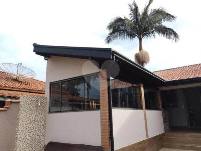 Casa a venda em Brotas SP