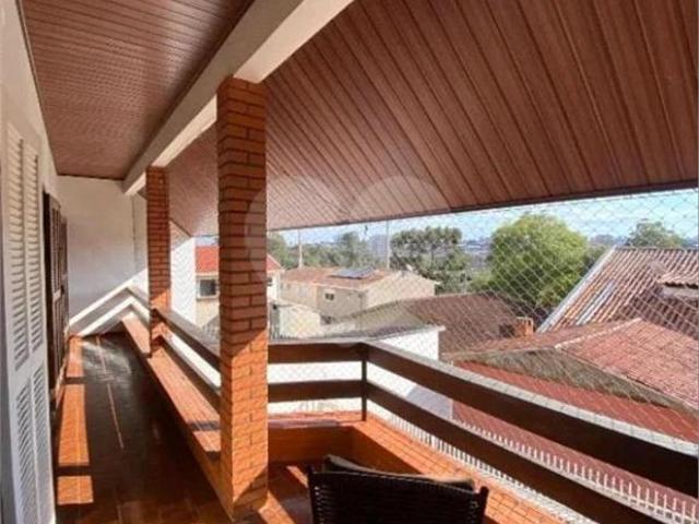 Casa à venda em Guabirotuba, Curitiba