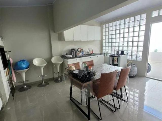 Casa à venda em Guaíra, Curitiba