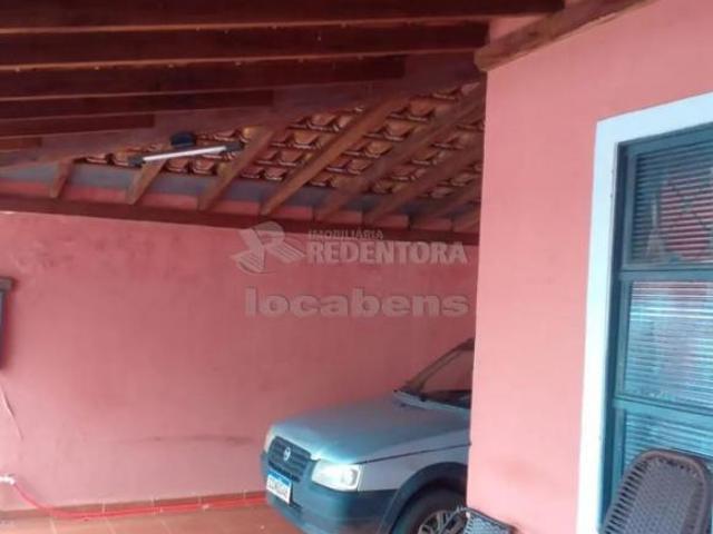 CASA A VENDA EM GUARACI/SP CENTRO
